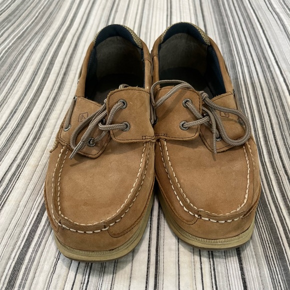 Sperry Boat Shoes - Picture 3 of 5